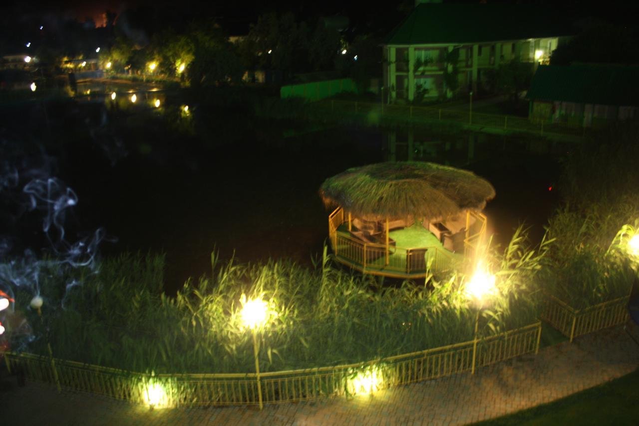 Green Hotel-Club Zatoka Dış mekan fotoğraf